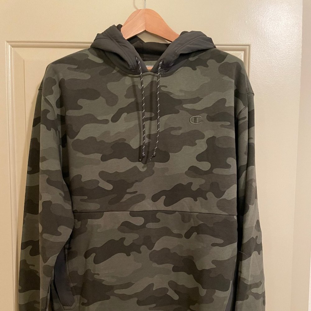 camo Champion hoodie NWT, Large